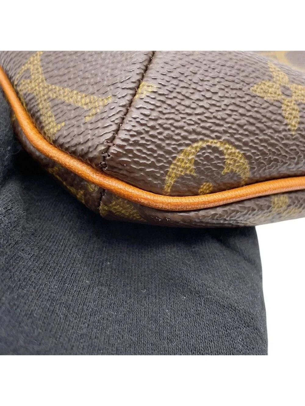 Louis Vuitton Shoulder Bag Monogram Musette Salsa Short